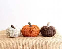 Chunky knit pumpkin patterns with video tutorial was last modified: 77 Creative Pumpkin Crafts For Halloween And Fall Decor Family Holiday Pumpkin Crafts Creative Pumpkins Pumpkin