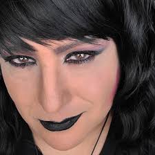 What do you think is going through this dog's head right now? 👀