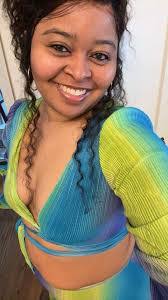 Anita Petty's Instagram, Twitter & Facebook