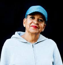 Catherine Sneed's Instagram, Twitter & Facebook