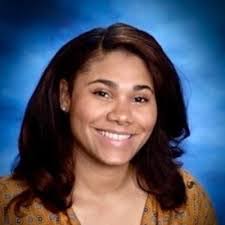 Shennell Mccloud's Instagram, Twitter & Facebook