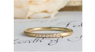 Collections de bague de fiançailles, alliance de mariage, solitaire diamant, bague homme, anneau et tout perle, jonc en perle ou jonc diamant, nos bracelets ne vous laisseront pas indifférents. Des Alliances Ethiques