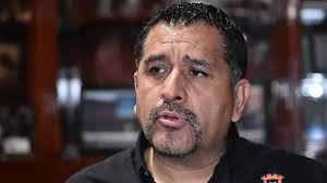 El candidato del Partido Verde, Nacho Corona recorre la colonia La Fuente