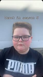 Derek Huynh (@thatmanderek)