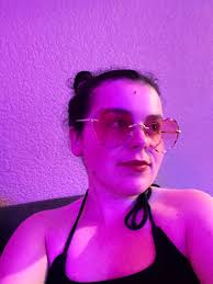 Female Law Student Roommate Needed