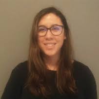 Leslie Spinelli's Instagram, Twitter & Facebook