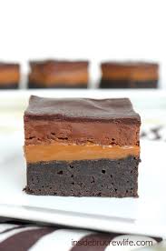 Caramel Milky Way Brownies Must Try 8x8 Pan East Rich Recipe Homemade Chewy Perfect Cocoa Brownies In 2020 Melting Chocolate Creamy Chocolate Chocolate Topping