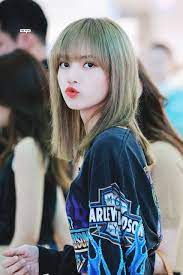 Lisa blackpink most famous popular and cute wallpaper photo and image collection by waofam. Blackpink Lisa New Popular Photo Collection Blackpink Lisa Lisa Blackpink Wallpaper Blackpink