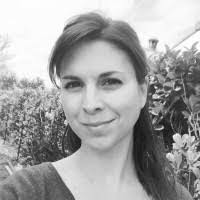 Lisa Ternes's Instagram, Twitter & Facebook