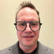 Shana Heise's Instagram, Twitter & Facebook