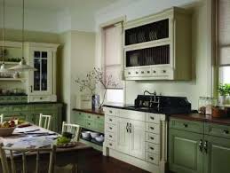 painting kitchen cabinets: 6 painting