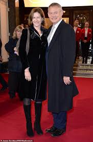  Martin Clunes Verrat Frau Philippa Braithwaite Hatte Coronavirus Symptome Aber Ist Jetzt Fit Aktuelle Boulevard Nachrichten Und Fotogalerien Zu Stars Sternchen