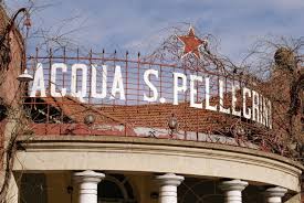 Also ich kann das alles nicht wirklich nachvollziehen. Der Sonnenuntergang Des Dolce Vita Hier Seht Ihr Die Geisterstadt Vom San Pellegrino Wasser Curioctopus De