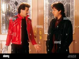 THE WEDDING SINGER (1998) ALLEN COVERT, ADAM SANDLER WDDS 035 Stock Photo -  Alamy