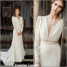 Sometimes simple designs are the most divine, and a silk wedding dress is no exception. Long Sleeve Wedding Dress Chiffon Wedding Dress Romantic Wedding Dress Romantic Wedding Dress Designers Wedding Dress Long Sleeve Wedding Dress Vintage Sleeves