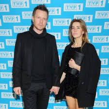 Jest córką oficera wojska polskiego i nauczycielki. Kamilla Baar Elle Pl