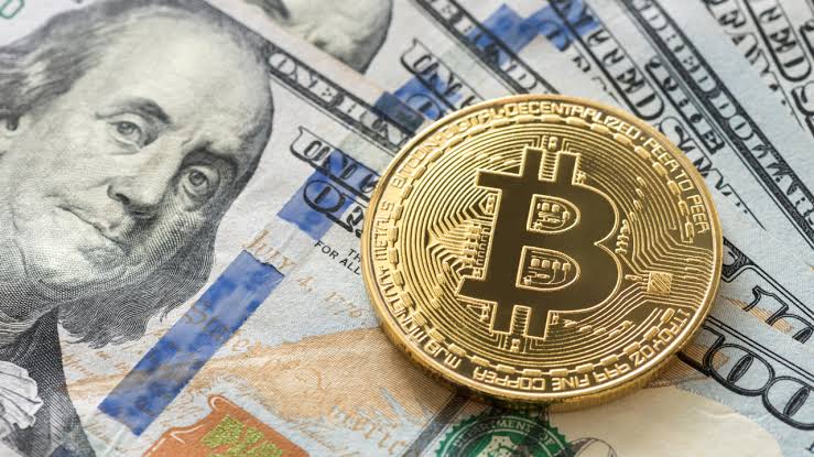 Digital currency News Today: Bitcoin Dips on Dollar, Fed Hopes