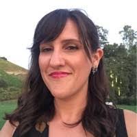 Heather Quinlan's Instagram, Twitter & Facebook