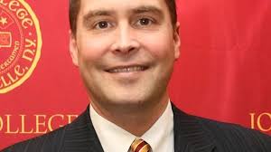 Cole leaves Dowling for Iona