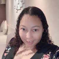 Jane Yon's Instagram, Twitter & Facebook