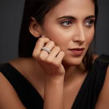 Buy Online Fashion Accessories' Stores for Women