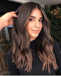 Dal cinnamon balayage al moka, le tendenze colore d'autunno 2020. Tutte Le Tendenze Colore Capelli Autunno Inverno 2020 2021 Trucchi Tv