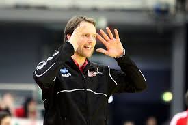 Auf gudelj folgte dagur sigurdsson eine unheimliche serie von sieben meistertiteln (2004 bis 2010) für die festspielstädter. Datei Dagur Sigurdsson Handball Teamchef Austria 5 Jpg Wikipedia