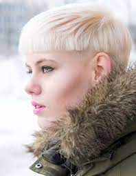 Cheveux diy cheveux bleus beaux cheveux couleur cheveux coiffure maquillage coiffure et beauté idées purple ombre hair beauty: Coupe De Cheveux Courte Femme Hiver 2016 Les Plus Belles Coupes Courtes A Adopter En 2021 Elle