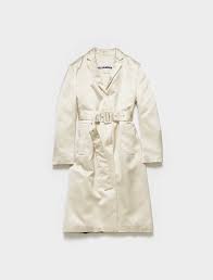 Wrap up warm in premium coats and jackets that work across the seasons; Jil Sander Satin Trench Coat In Open Beige Voo Store Berlin Worldwide Shipping