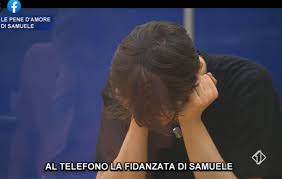 Samuele in crisi (di venerdì 23 aprile 2021) i guanti di sfida lanciati per la puntata di sabato stanno mettendo in crisi alcuni degli allievi, ma non solo. Dw9 Tsoz4jg74m