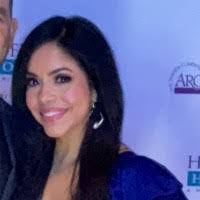 Sara Martinez's Instagram, Twitter & Facebook