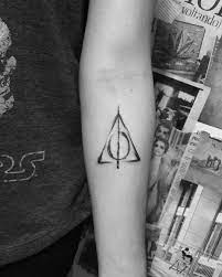 Reliquias Da Morte Tatuagem Tatuagens Ideias De Tatuagens