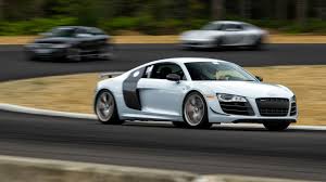 For most of us, the daily task of commuting is incredibly boring. How Track Cars Differ From Road Cars