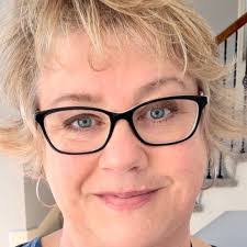 Jan Pyle's Instagram, Twitter & Facebook