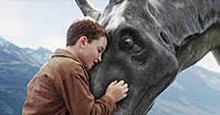 Quando um garotinho solitário chamado angus descobre um grande e misterioso ovo na praia do lago ness, ninguém está preparado para o que virá lá de dentro. Meu Monstro De Estimacao