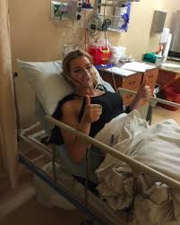 Woman Shares Body Transformation Selfie After Losing 200 Lbs In Less Than A Year Transformation Body Fitness Regime Body Confidence