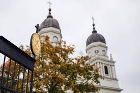 Întreabă ce nu ştii să faci din temă. Dr Vasile AstÄrÄstoae Nu DaÈi Cezarului Ce Este Al Lui Dumnezeu Ortodoxinfo