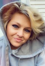 Jessica Livengood's Instagram, Twitter & Facebook