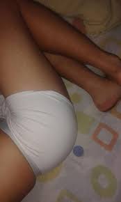 Sexo en las escaleras, juegos sexuales, ojos vendados y cualquier cantidad de besos apasionados. Sexo En Casa Sexo Casa Twitter