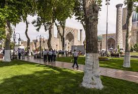 The republic of uzbekistan includes 12 regions and the autonomous republic of karakalpakstan. Uzbekistan Will Pay Visitors 3 000 Us Dollars If They Get Covid 19 Emerging Europe