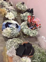 Jangan anda bagi blusher dan foundation sahaja tapi blender dan brush anda lupa, ini alatan penting untuk bersolek! Kongsi Tips Gubah Hantaran Rm19 Sedulang