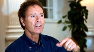 EU redder Cliff Richards pension