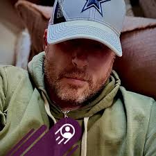 Daniel McCubbin (@bonsarelli) • Facebook