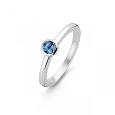 Bague tendance pour femme orné d'un diamant de couleur bleue. Bague Ti Sento Indigo Impressions 1868db Bague Argent Et Pierre Bleue Fonce Sertie Clos Femme Sur Bijourama Reference Des Bijoux Femme Sur Internet
