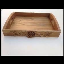 Tersedia ragam pilihan harga nampan kayu yang sesuai dengan kebutuhan kamu, tentunya dengan kualitas terbaik. Nampan Kayu Jati Motif Bunga Mawar Ku Ka