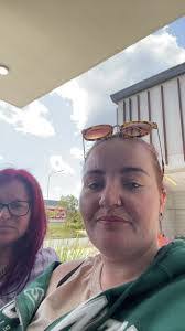 Roxanne Hanson's Instagram, Twitter & Facebook