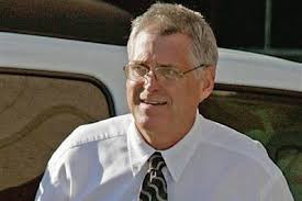 U.S. district judge to see court from defendant's seat