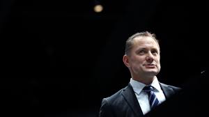 2003 absolvierte er schließlich selbst die prüfung des malermeisters. Die Afd Vorstande Ihre Skandale Beschimpfungen Und Ausrutscher Stern De