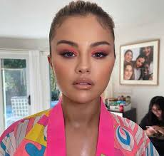 By angelic november 3, 2020. Selena Gomez Wins Praise Online For Body Positivity Photoshoot Goss Ie