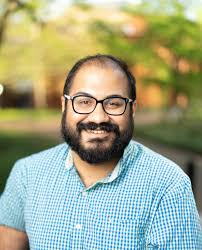 Students work at Tennessee Justice Center during Pro Bono Spring Break 2022 